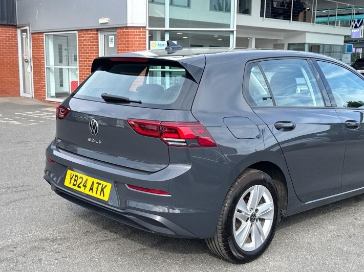 2024 (24) VOLKSWAGEN GOLF 1.5 TSI Life 5dr 5754785