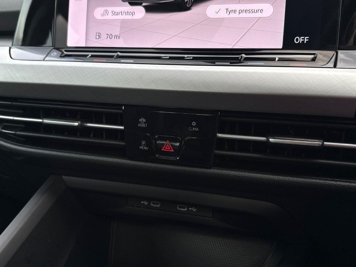 2024 (24) VOLKSWAGEN GOLF 1.5 TSI Life 5dr 5754771