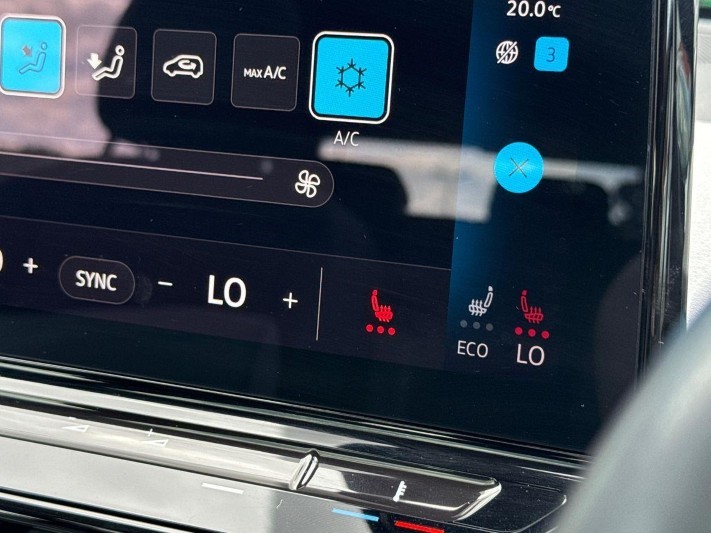 2023 (23) VOLKSWAGEN ID.3 107KW Family Pro 58kWh 5dr Auto 5744700
