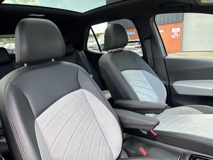2023 (23) VOLKSWAGEN ID.3 107KW Family Pro 58kWh 5dr Auto 5744688