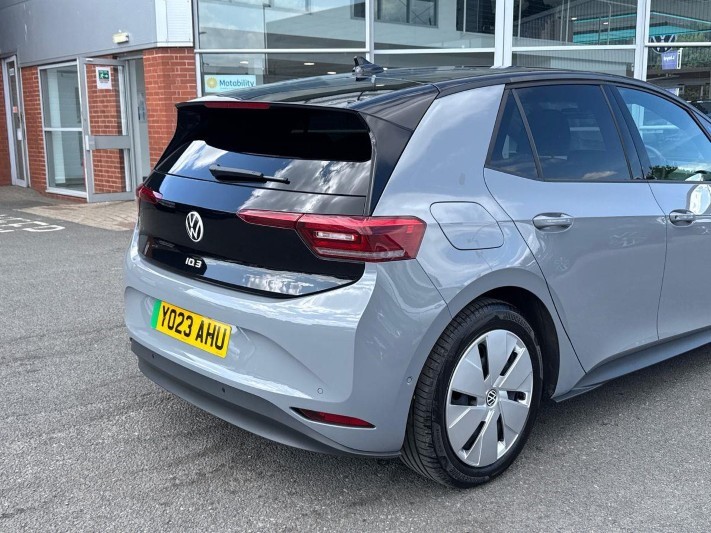 2023 (23) VOLKSWAGEN ID.3 107KW Family Pro 58kWh 5dr Auto 5744715