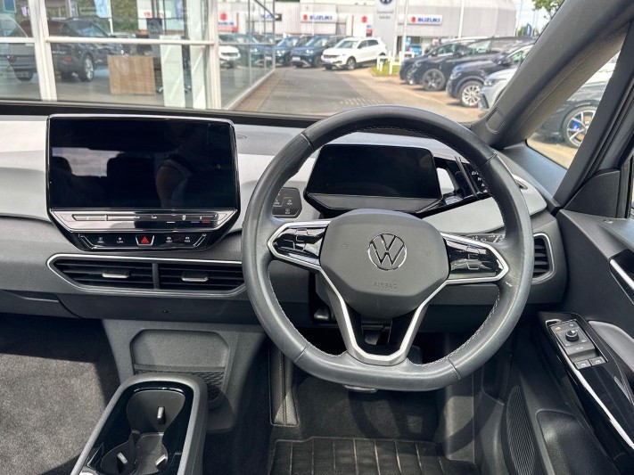 2023 (23) VOLKSWAGEN ID.3 107KW Family Pro 58kWh 5dr Auto 5744693