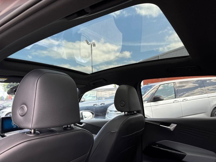 2023 (23) VOLKSWAGEN ID.3 107KW Family Pro 58kWh 5dr Auto 5744681