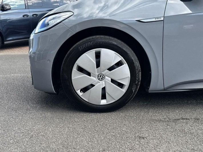 2023 (23) VOLKSWAGEN ID.3 107KW Family Pro 58kWh 5dr Auto 5744674