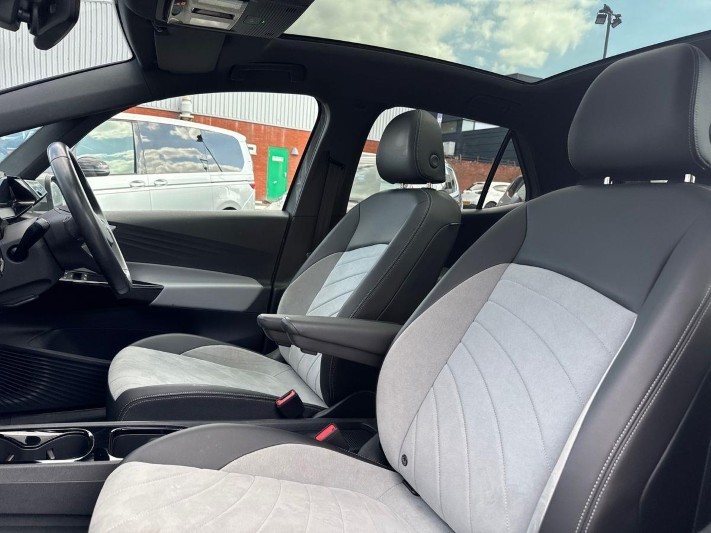 2023 (23) VOLKSWAGEN ID.3 107KW Family Pro 58kWh 5dr Auto 5744705