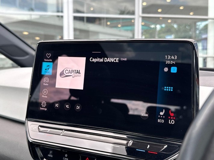 2023 (23) VOLKSWAGEN ID.3 107KW Family Pro 58kWh 5dr Auto 5744697