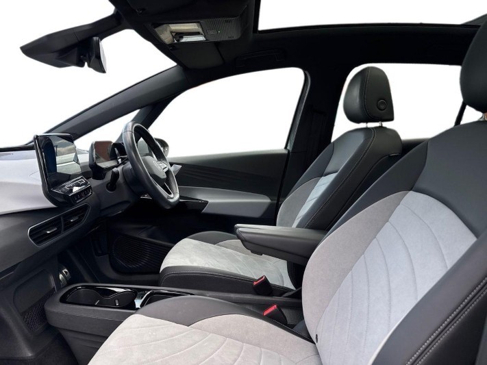 2023 (23) VOLKSWAGEN ID.3 107KW Family Pro 58kWh 5dr Auto 5744676