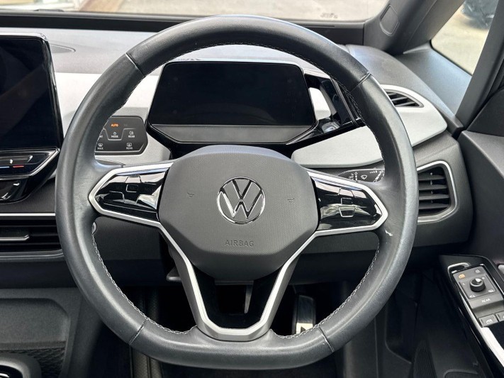2023 (23) VOLKSWAGEN ID.3 107KW Family Pro 58kWh 5dr Auto 5744689