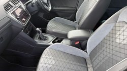 2023 (23) VOLKSWAGEN TIGUAN 2.0 TDI R-Line Edition 5dr DSG 5721304