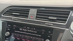 2023 (23) VOLKSWAGEN TIGUAN 2.0 TDI R-Line Edition 5dr DSG 5721321