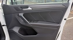2023 (23) VOLKSWAGEN TIGUAN 2.0 TDI R-Line Edition 5dr DSG 5721309