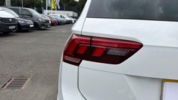 2023 (23) VOLKSWAGEN TIGUAN 2.0 TDI R-Line Edition 5dr DSG 5721327