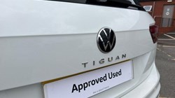 2023 (23) VOLKSWAGEN TIGUAN 2.0 TDI R-Line Edition 5dr DSG 5721328