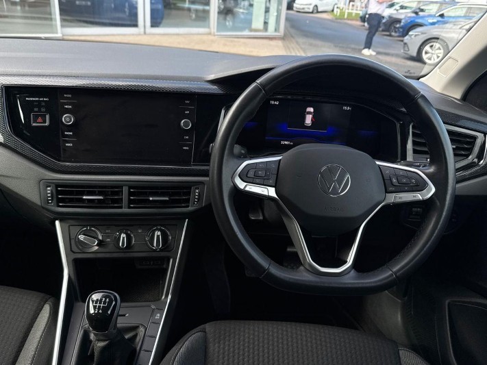 2022 (22) VOLKSWAGEN POLO 1.0 TSI Life 5dr 5797465