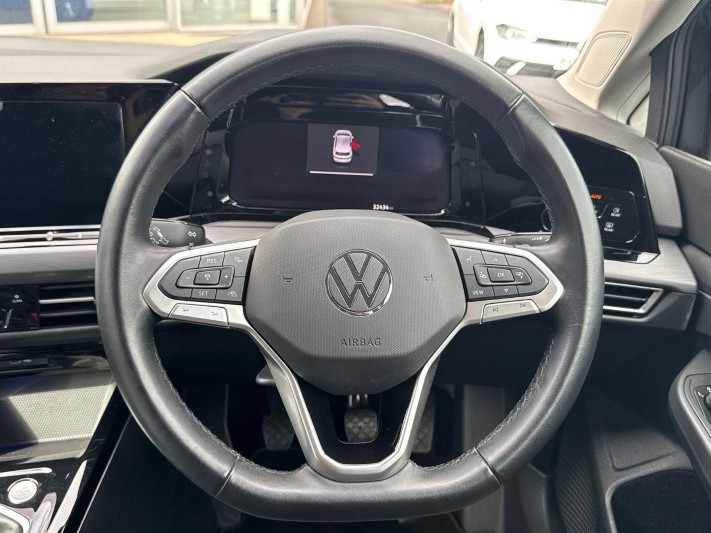 2023 (23) VOLKSWAGEN GOLF 1.5 TSI 150 Style Edition 5dr 5797150