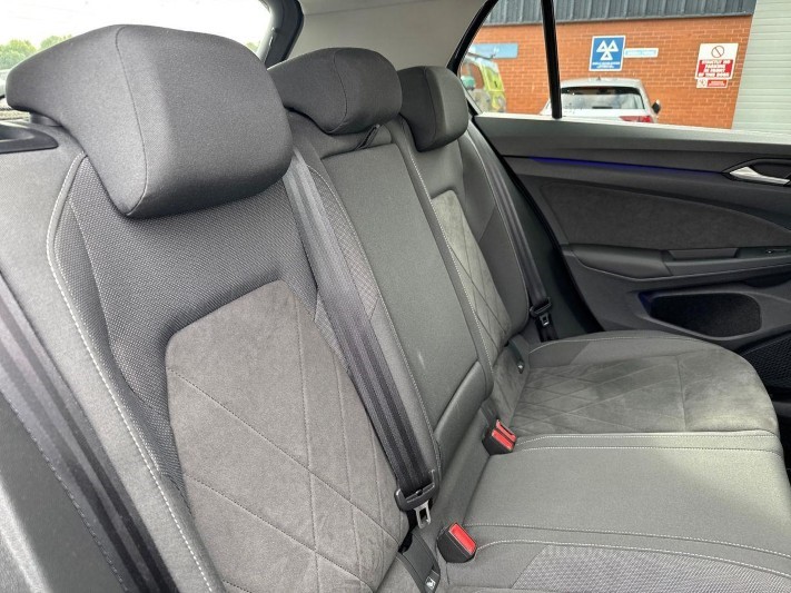 2023 (23) VOLKSWAGEN GOLF 1.5 TSI 150 Style Edition 5dr 5797165