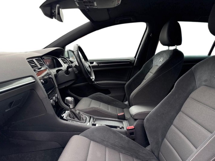 2020 (70) VOLKSWAGEN GOLF 2.0 TDi 140 GT 3dr 5760641