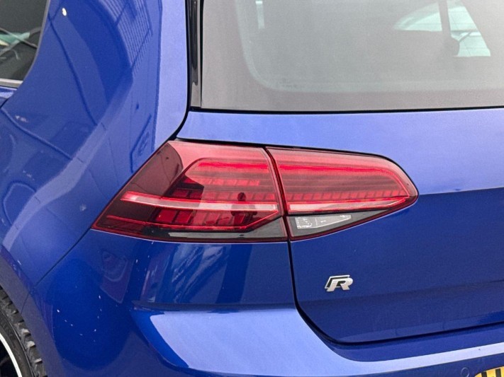 2020 (70) VOLKSWAGEN GOLF 2.0 TDi 140 GT 3dr 5760679