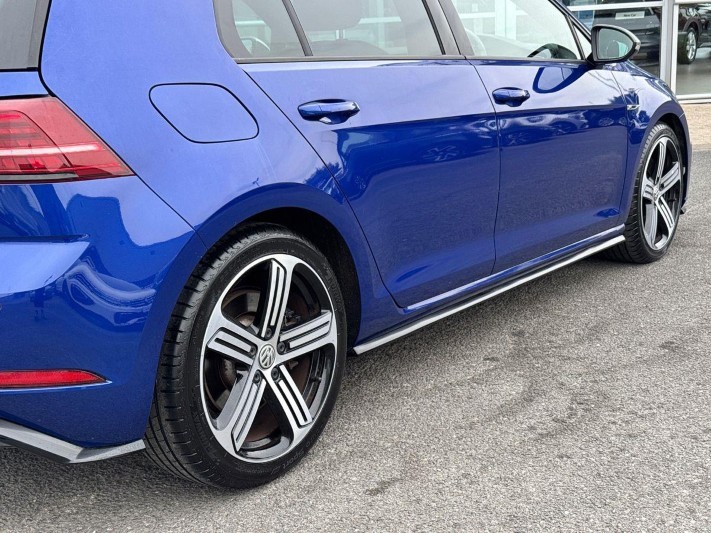 2020 (70) VOLKSWAGEN GOLF 2.0 TDi 140 GT 3dr 5760675