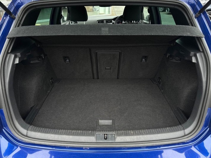 2020 (70) VOLKSWAGEN GOLF 2.0 TDi 140 GT 3dr 5760671