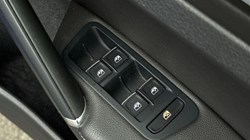 2020 (70) VOLKSWAGEN GOLF 2.0 TDi 140 GT 3dr 5760650
