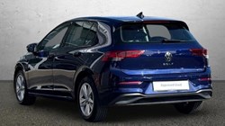 2021 (21) VOLKSWAGEN GOLF 1.0 eTSI Life 5dr DSG 5781841