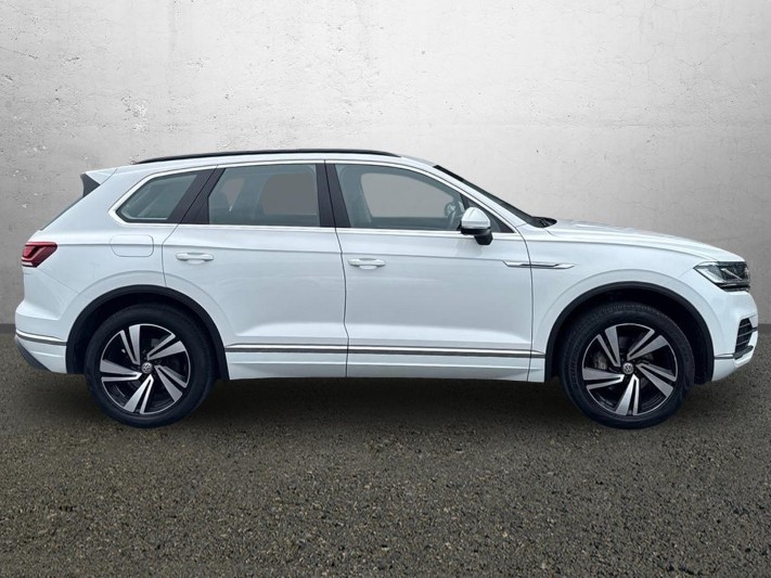 2020 (20) VOLKSWAGEN TOUAREG 3.0 V6 TDI 4Motion SEL 5dr Tip Auto 5790197