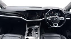 2020 (20) VOLKSWAGEN TOUAREG 3.0 V6 TDI 4Motion SEL 5dr Tip Auto 5790204