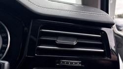 2020 (20) VOLKSWAGEN TOUAREG 3.0 V6 TDI 4Motion SEL 5dr Tip Auto 5790225