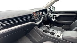 2020 (20) VOLKSWAGEN TOUAREG 3.0 V6 TDI 4Motion SEL 5dr Tip Auto 5790195