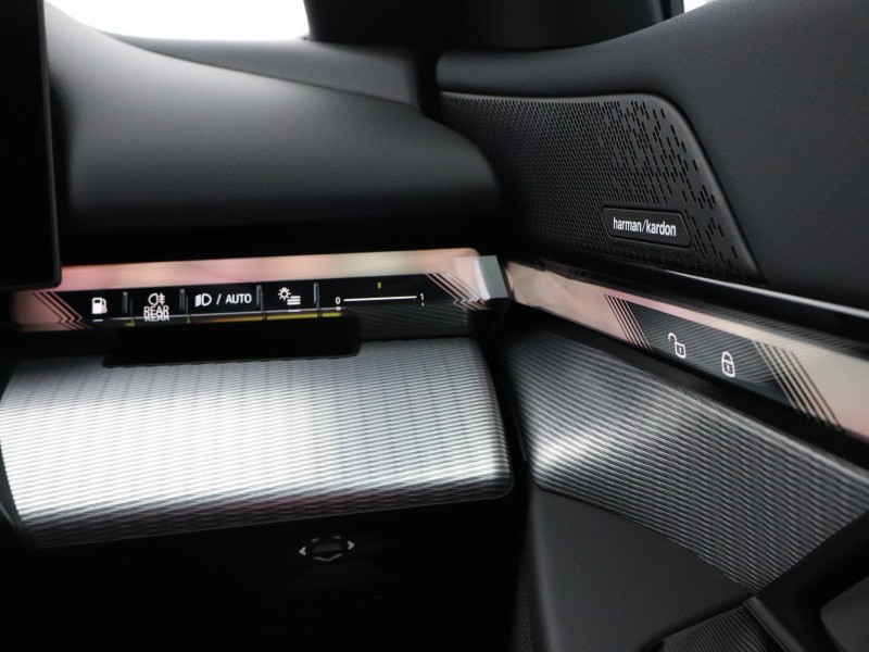  BMW 5 SERIES 530e M Sport 4dr Auto 4759989