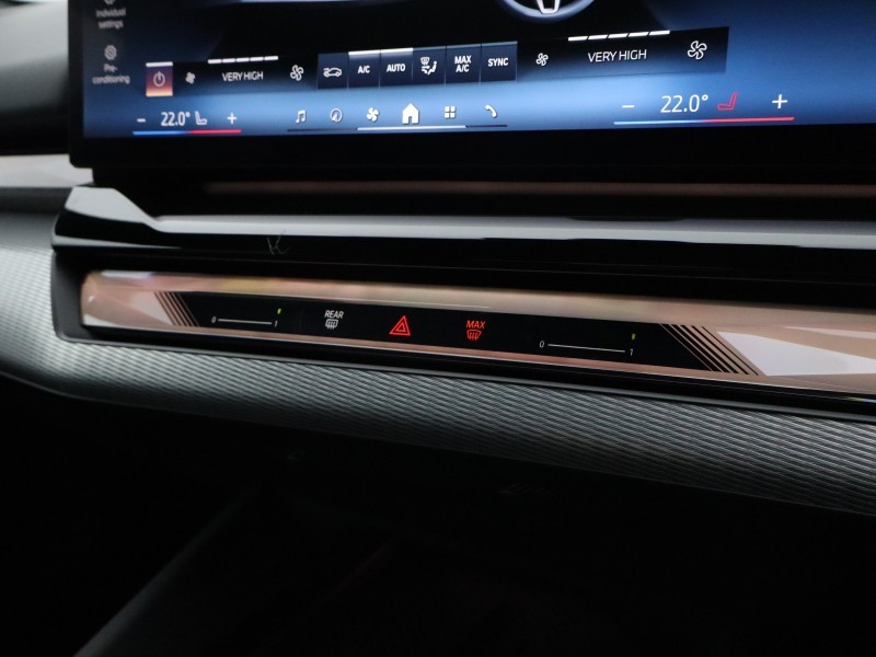  BMW 5 SERIES 530e M Sport 4dr Auto 4759992