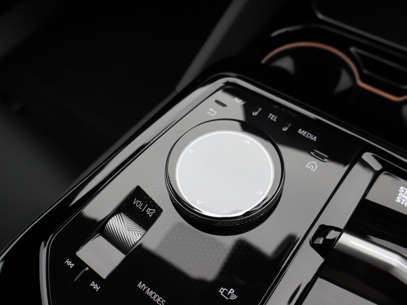  BMW 5 SERIES 530e M Sport 4dr Auto 4759971