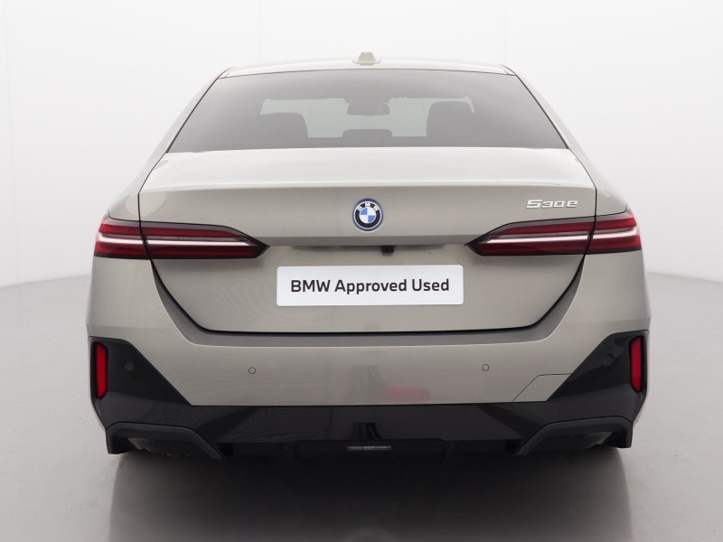  BMW 5 SERIES 530e M Sport 4dr Auto 4759935