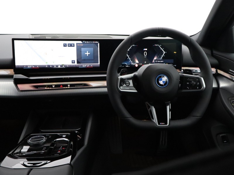  BMW 5 SERIES 530e M Sport 4dr Auto 4759964