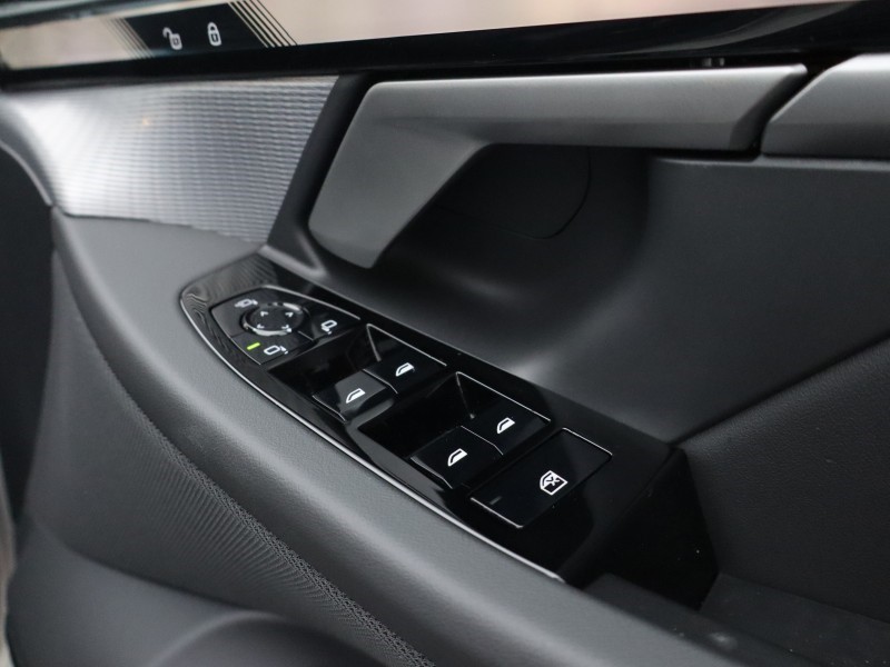  BMW 5 SERIES 530e M Sport 4dr Auto 4759957