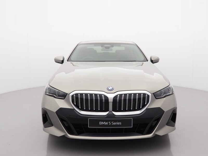  BMW 5 SERIES 530e M Sport 4dr Auto 4759931