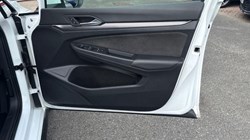 2025 (25) VOLKSWAGEN GOLF 1.5 eTSI 150 R-Line 5dr DSG 5790883