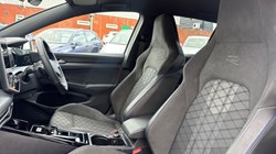 2025 (25) VOLKSWAGEN GOLF 1.5 eTSI 150 R-Line 5dr DSG 5790905
