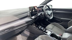 2025 (25) VOLKSWAGEN GOLF 1.5 eTSI 150 R-Line 5dr DSG 5790871