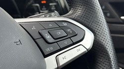 2025 (25) VOLKSWAGEN GOLF 1.5 eTSI 150 R-Line 5dr DSG 5790891