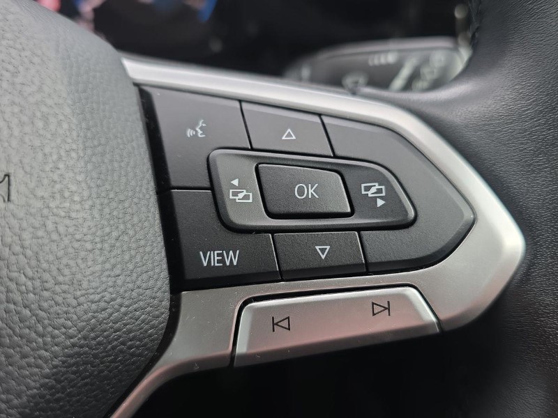 2022 (72) VOLKSWAGEN GOLF 1.5 TSI Life 5dr 5785898
