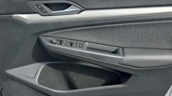 2022 (72) VOLKSWAGEN GOLF 1.5 TSI Life 5dr 5785890