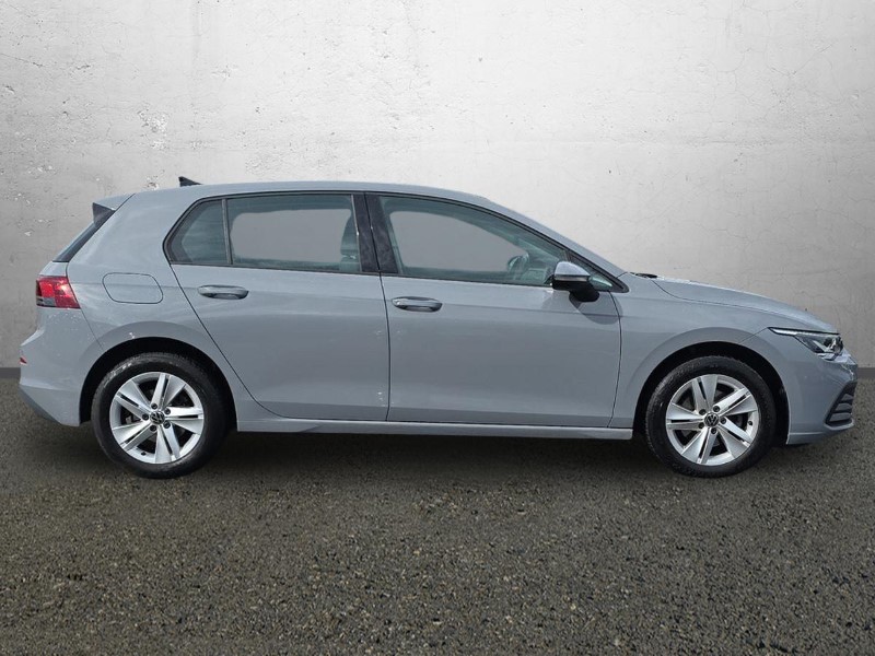 2022 (72) VOLKSWAGEN GOLF 1.5 TSI Life 5dr 5785882