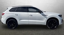 2023 (23) VOLKSWAGEN TOUAREG 3.0 V6 TDI 4Motion 231 Black Edition 5dr Tip Auto 5790438