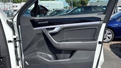 2023 (23) VOLKSWAGEN TOUAREG 3.0 V6 TDI 4Motion 231 Black Edition 5dr Tip Auto 5790448
