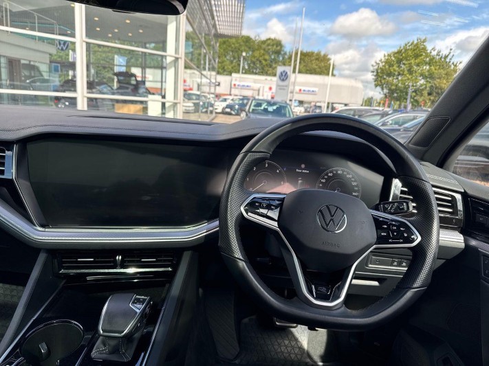 2023 (23) VOLKSWAGEN TOUAREG 3.0 V6 TDI 4Motion 231 Black Edition 5dr Tip Auto 5790458