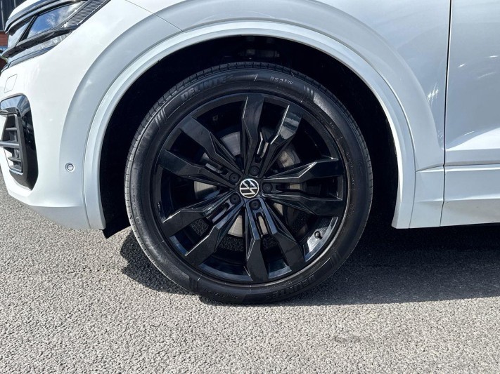 2023 (23) VOLKSWAGEN TOUAREG 3.0 V6 TDI 4Motion 231 Black Edition 5dr Tip Auto 5790439