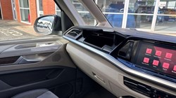 2024 (74) VOLKSWAGEN MULTIVAN 1.4 TSI eHybrid Style 5dr LWB DSG 5852255