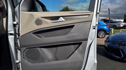 2024 (74) VOLKSWAGEN MULTIVAN 1.4 TSI eHybrid Style 5dr LWB DSG 5852197